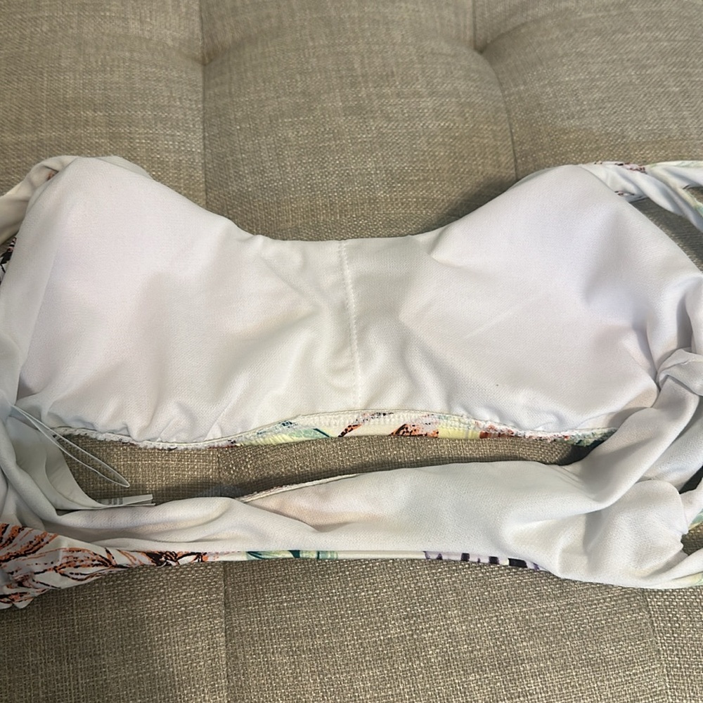 double strap bikini top - Picture 7 of 8